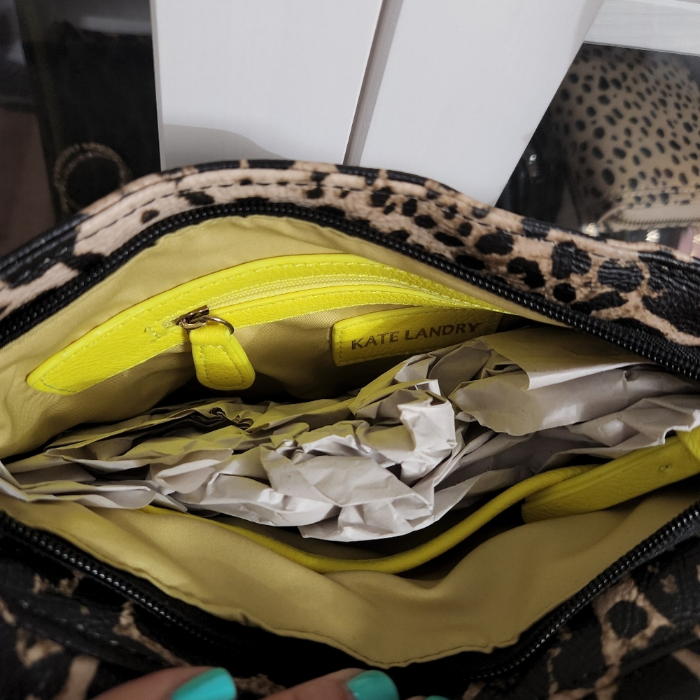 Leopard Tech Bag - Picture 5 of 7